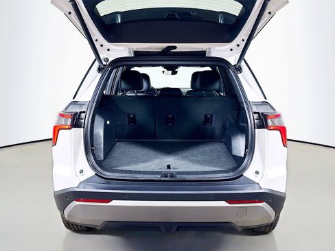 Certified 2025 Chevrolet Equinox LT w/ Convenience Package II FWD image 24