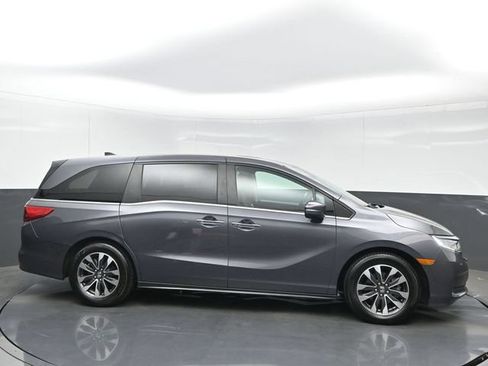 Certified 2024 Honda Odyssey EX-L image 7