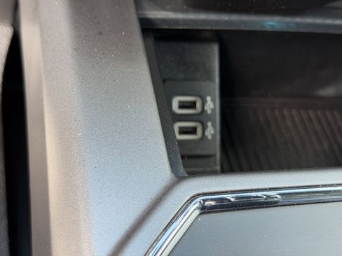 Used 2020 Ford F150 XLT w/ Equipment Group 302A Luxury image 26