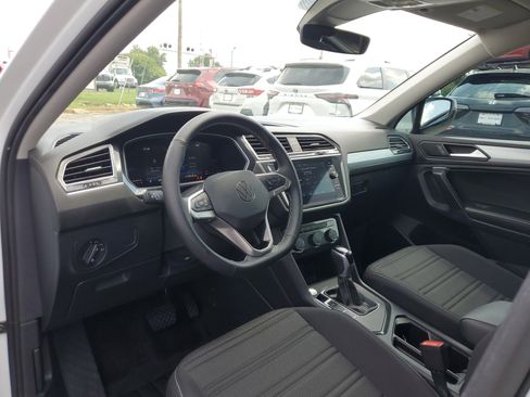 Used 2024 Volkswagen Tiguan S FWD image 18