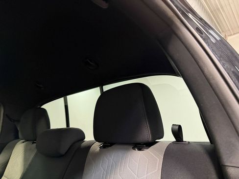 Used 2021 Toyota Tacoma TRD Off-Road w/ Technology Package image 9