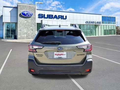 Used 2023 Subaru Outback Onyx Edition image 5