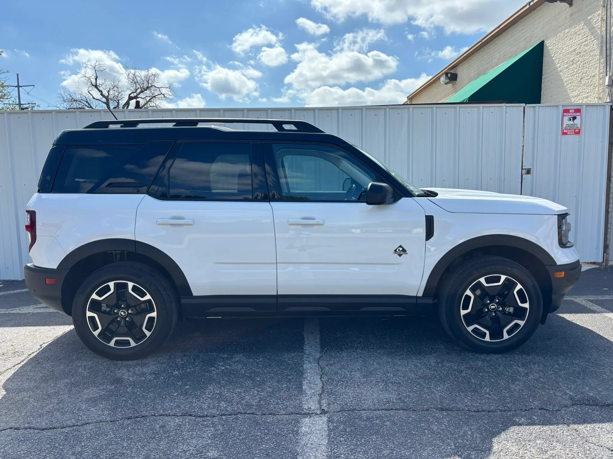 Used 2024 Ford Bronco Sport Outer Banks w/ Tech Package AWD/4WD image 6