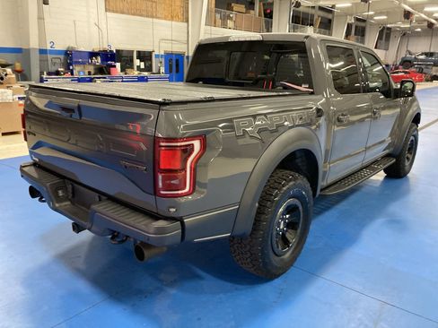 Used 2018 Ford F150 Raptor w/ Equipment Group 802A Luxury AWD/4WD image 7