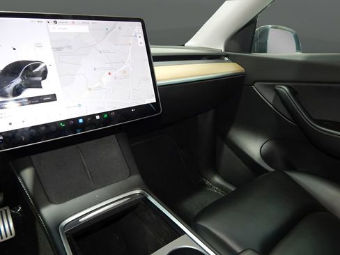 Used 2021 Tesla Model Y Performance AWD/4WD image 24