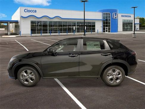 New 2026 Honda HR-V LX image 2