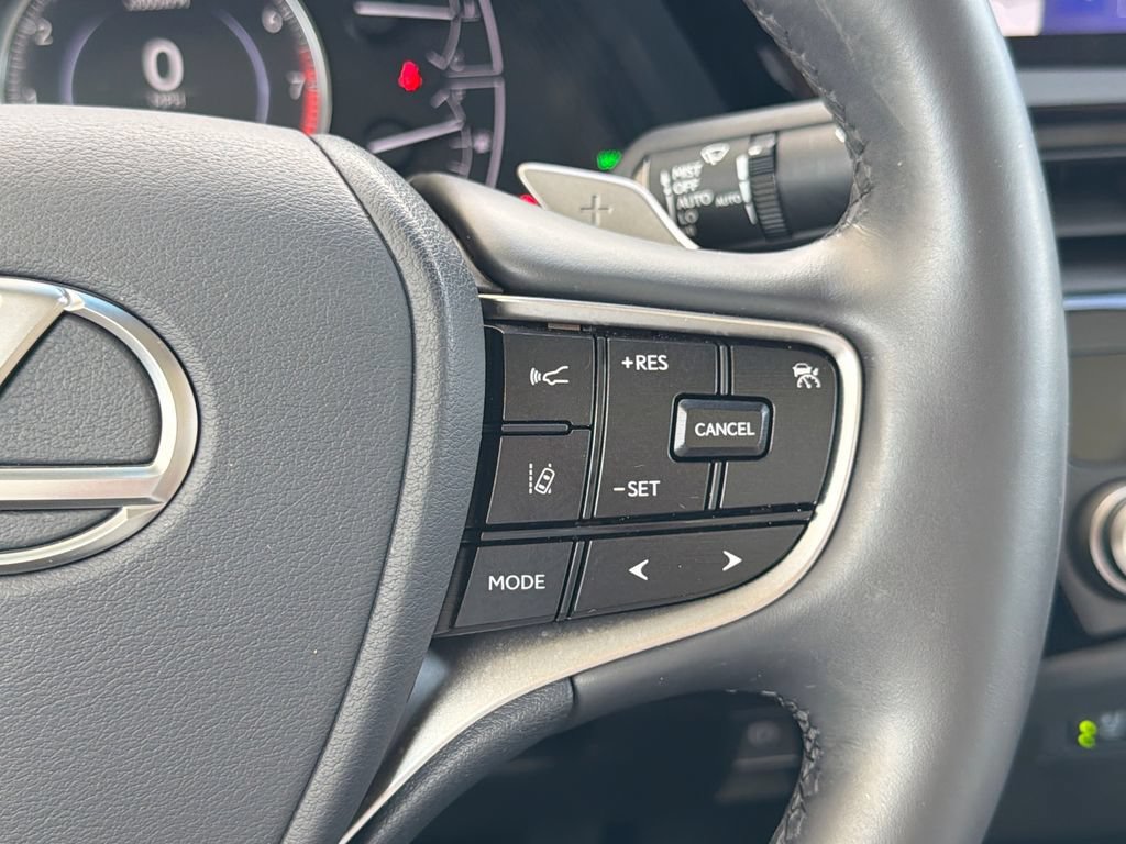 Certified 2024 Lexus ES 350 w/ Premium Package FWD image 27
