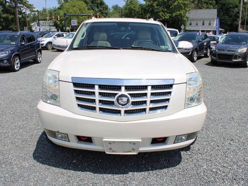 Used 2007 Cadillac Escalade ESV AWD w/ Information Package image 3
