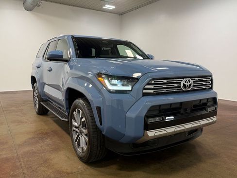 Used 2025 Toyota 4Runner Limited w/ Tow Technology Package image 30