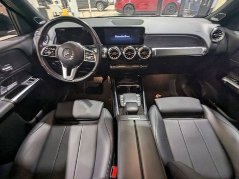 Used 2023 Mercedes-Benz EQB 250+ image 2