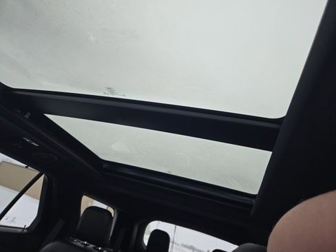 Used 2020 Ford Explorer Limited w/ Class III Trailer Tow Package image 18