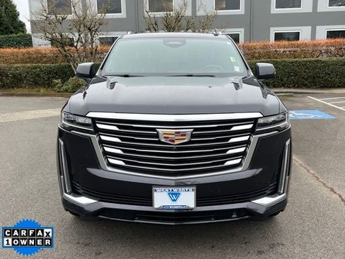 Used 2022 Cadillac Escalade ESV Premium Luxury Platinum image 2