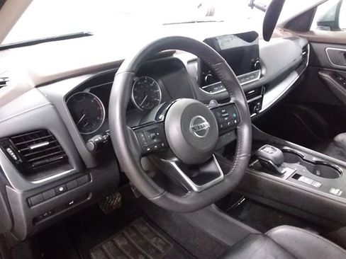 Used 2021 Nissan Rogue SL w/ Premium Package FWD image 11