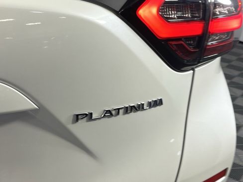 Used 2024 Nissan Murano Platinum w/ Cargo Package image 11