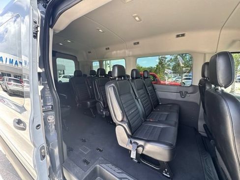 Used 2023 Ford Transit 350 XLT RWD image 3