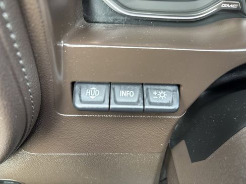 Certified 2019 GMC Sierra 1500 Denali w/ Technology Package image 21