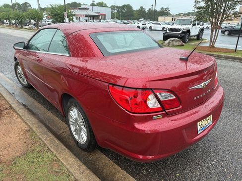 Used 2008 Chrysler Sebring Touring FWD image 4