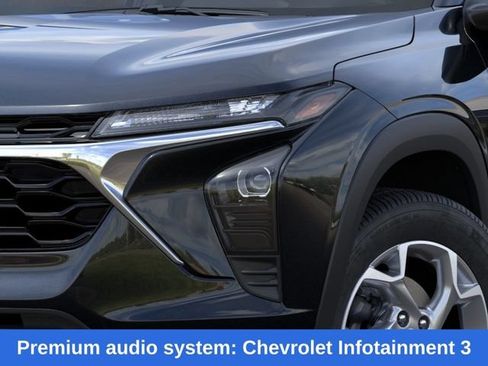 New 2026 Chevrolet Trax LS w/ LS Convenience Package FWD image 11