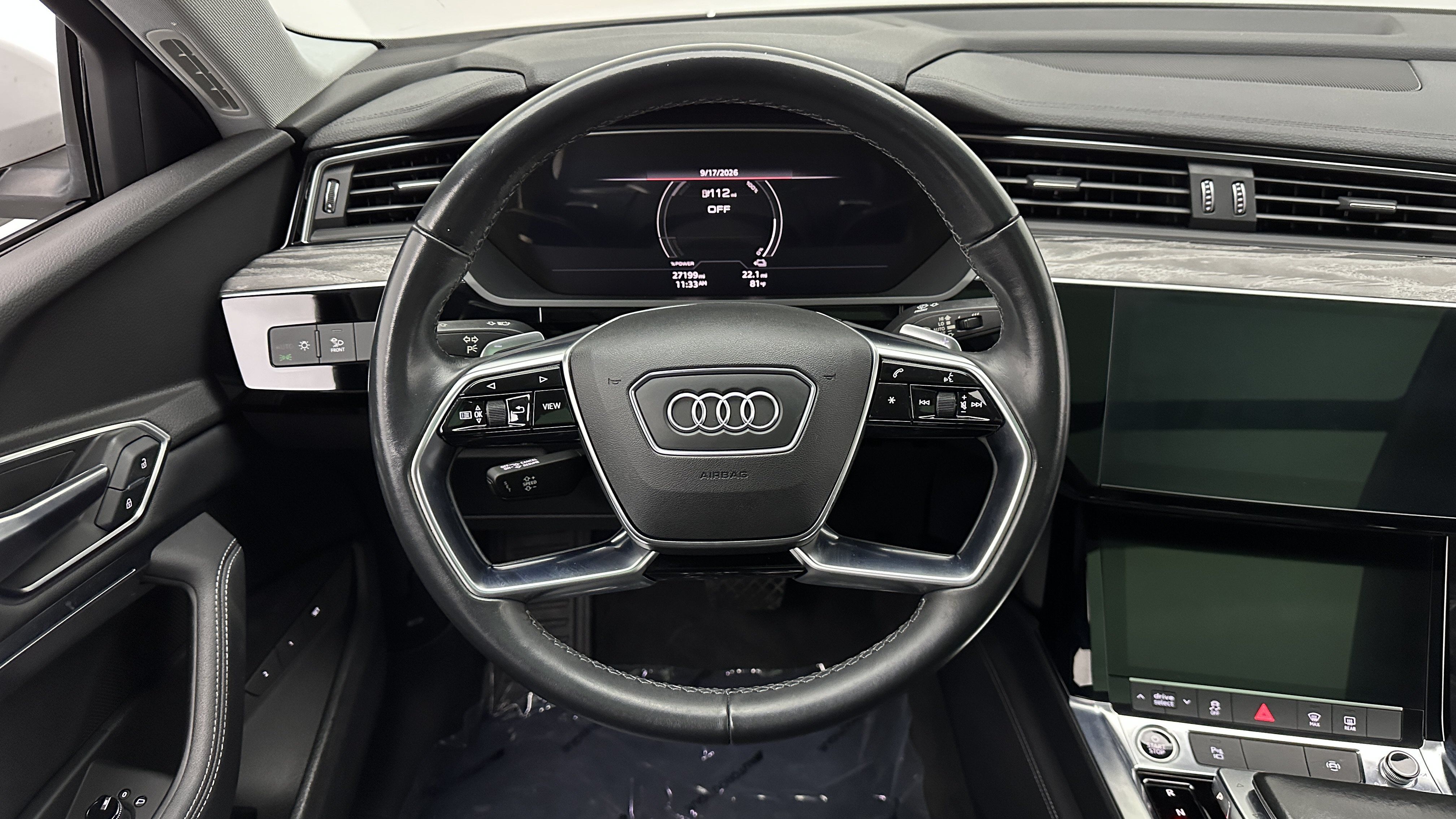 Used 2021 Audi e-tron Premium w/ Black Optic Package AWD/4WD image 30