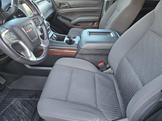 Used 2018 GMC Yukon SLE w/ SLE Value Package AWD/4WD image 18