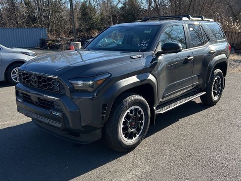 Used 2025 Toyota 4Runner TRD Off-Road Premium image 1