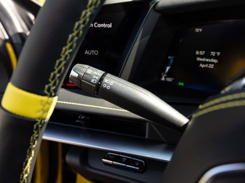 Used 2026 Chevrolet Corvette Stingray Premium Conv w/ Z51 Performance Package image 36