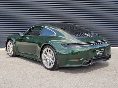 Certified 2026 Porsche 911 Carrera RWD image 3