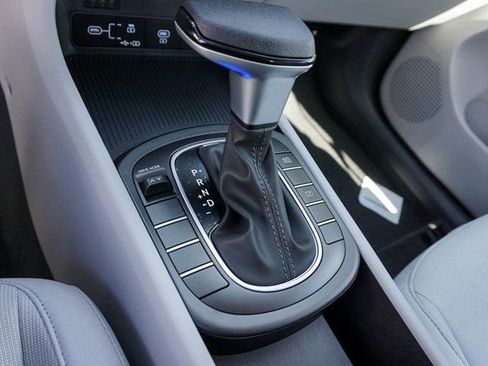 New 2026 Hyundai Kona SE FWD image 15