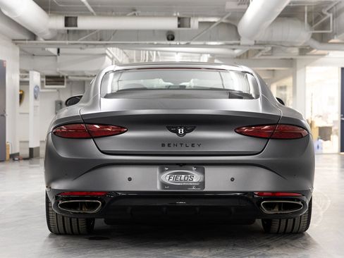 Used 2025 Bentley Continental GT Mulliner image 9