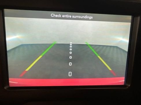 Used 2021 Jeep Renegade Sport FWD image 5