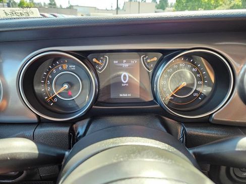 Used 2023 Jeep Gladiator Sport w/ Trailer Tow Package AWD/4WD image 28