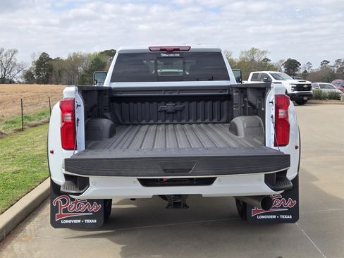 New 2026 Chevrolet Silverado 3500 High Country w/ Technology Package image 7