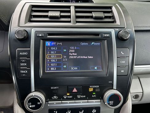 Used 2012 Toyota Camry LE FWD image 20