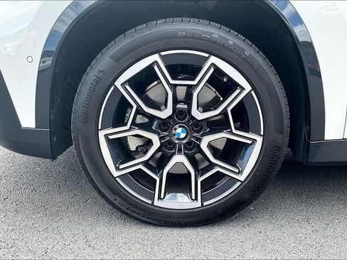 Used 2026 BMW X1 xDrive28i AWD/4WD image 8
