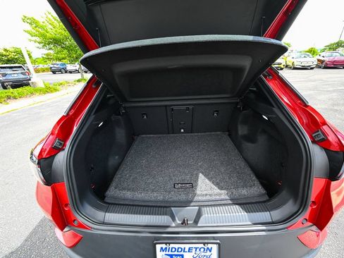 Used 2023 Volkswagen ID.4 Pro S RWD image 16