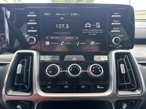 Used 2023 Kia Sorento LX FWD image 25