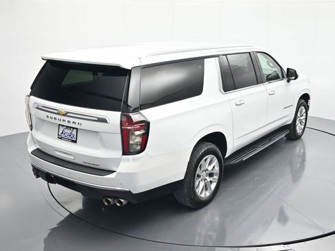 Certified 2023 Chevrolet Suburban Premier RWD image 34