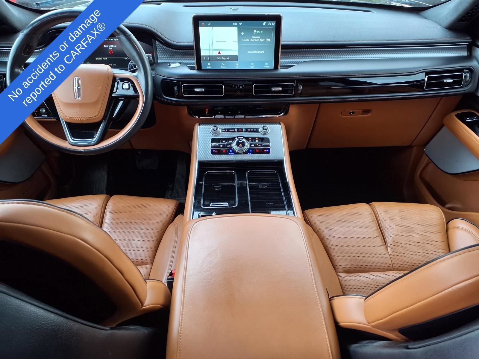 Used 2023 Lincoln Aviator Black Label AWD/4WD image 13