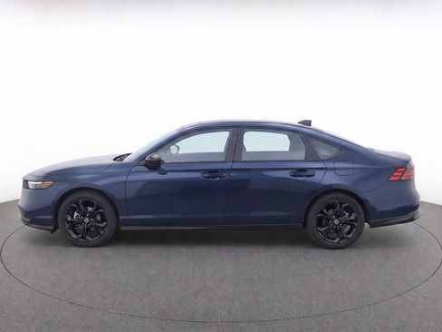 Used 2025 Honda Accord SE image 2