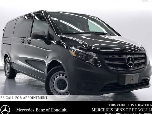 Used 2019 Mercedes-Benz Metris Passenger image 1