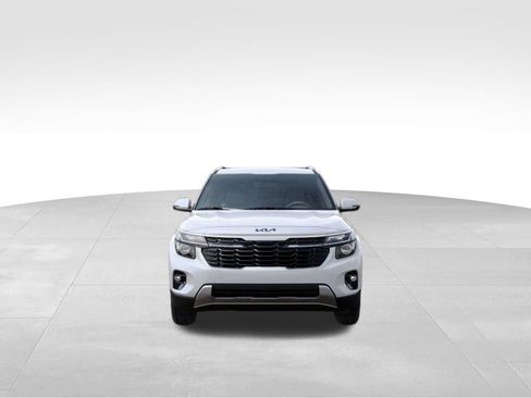 Used 2025 Kia Seltos EX image 2