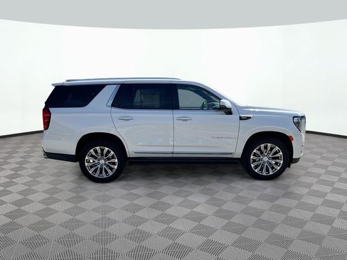 Used 2023 GMC Yukon Denali AWD/4WD image 4