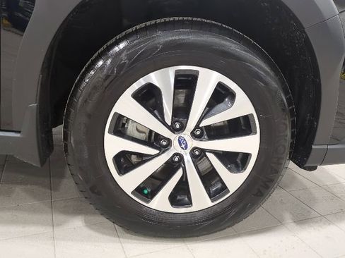 Certified 2025 Subaru Outback Premium image 21