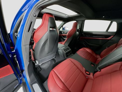 New 2026 Porsche Panamera RWD image 24