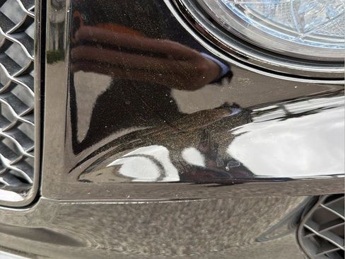 Used 2021 Bentley Bentayga image 13