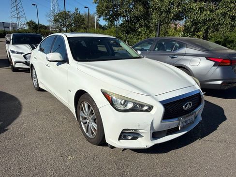 Used 2017 INFINITI Q50 Premium w/ 2.0T Premium Plus Package RWD image 1