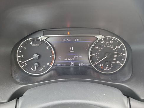 Used 2025 Nissan Altima 2.5 SV FWD image 33