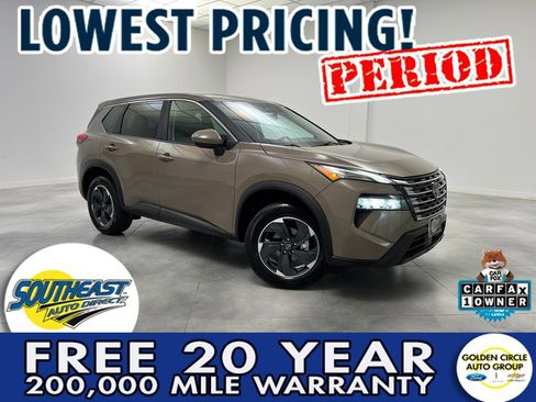Used 2025 Nissan Rogue SV AWD/4WD image 1