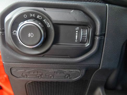 New 2026 Jeep Wrangler Unlimited Rubicon AWD/4WD image 31