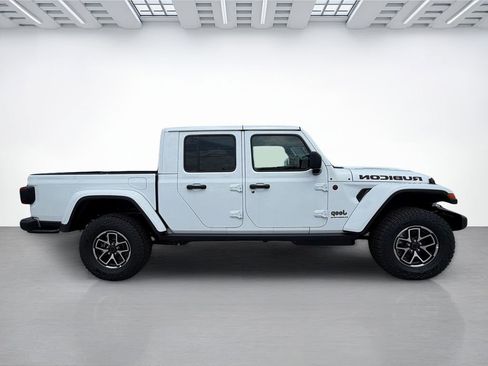 New 2026 Jeep Gladiator Rubicon AWD/4WD image 2